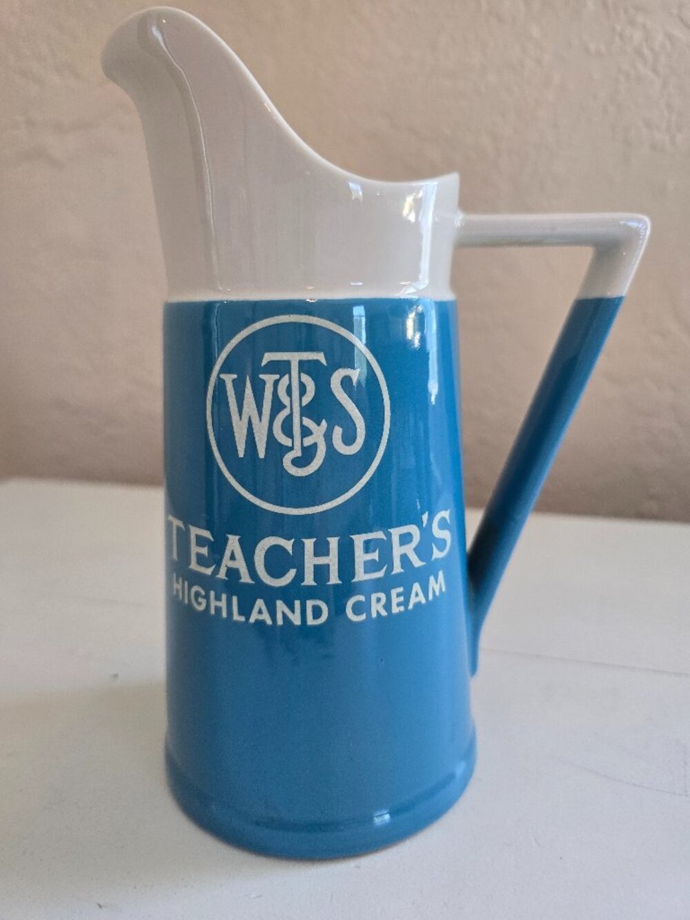 Vintage Hall China Teacher's Highland Cream Scotch Whiskey Pitcher Blue/White